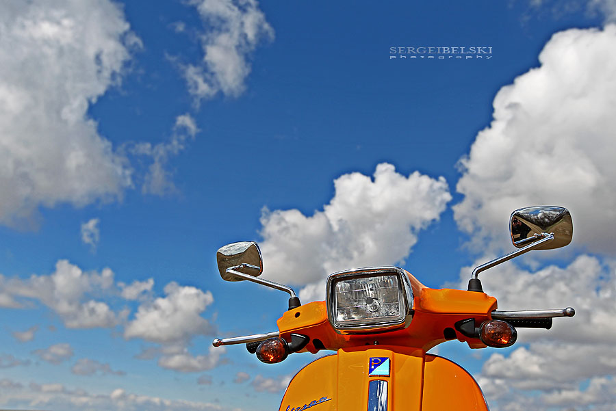 calgary wedding photographer vespa photo