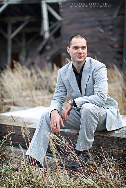 calgary wedding photographer engagement photo