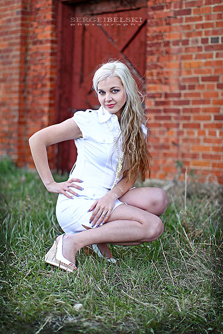 calgary wedding photographer engagement photo