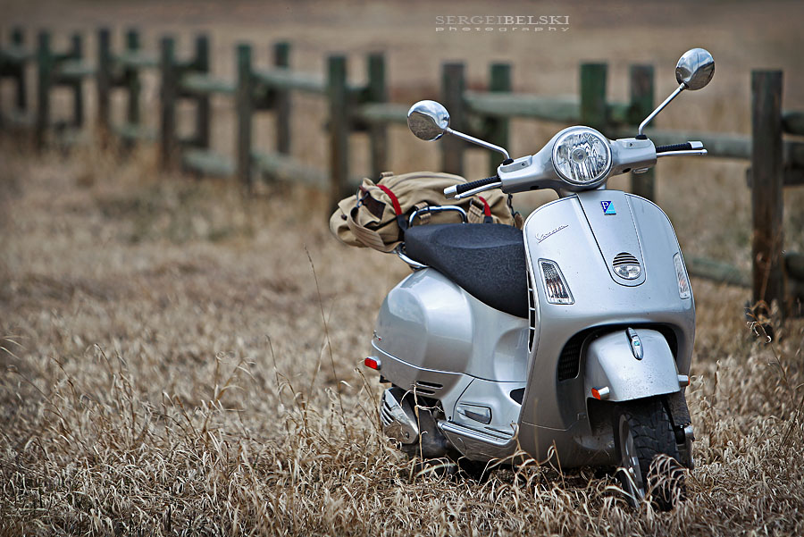calgary wedding photographer vespa photo