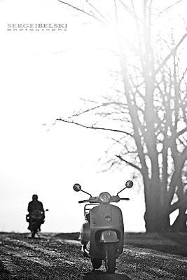 calgary wedding photographer vespa photo