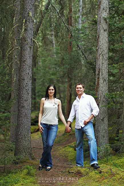 calgary wedding  photographer engagement photo