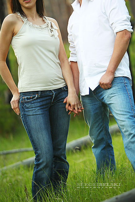 calgary wedding  photographer engagement photo