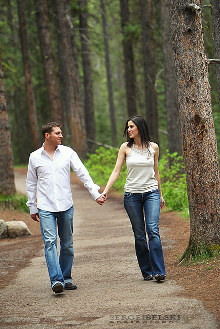 calgary wedding  photographer engagement photo