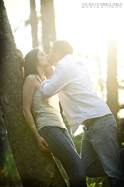 calgary wedding  photographer engagement photo