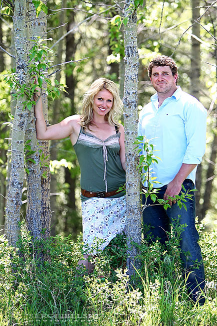 calgary wedding  photographer engagement photo