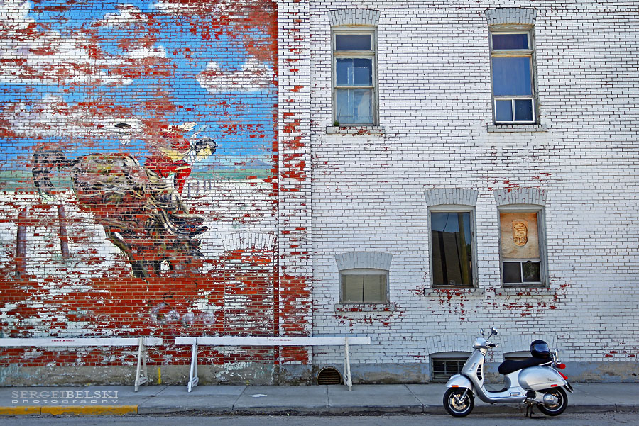 calgary wedding photographer vespa photo