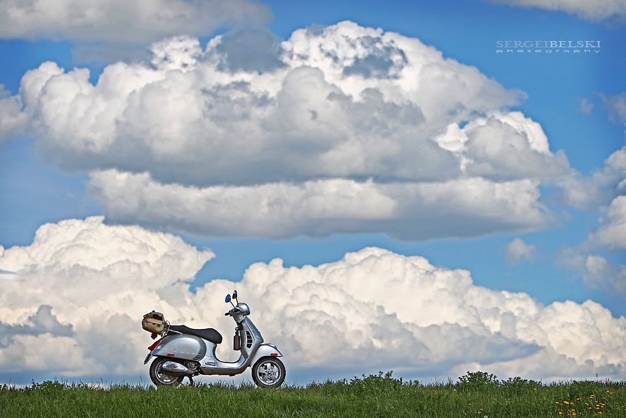 calgary wedding photographer vespa photo