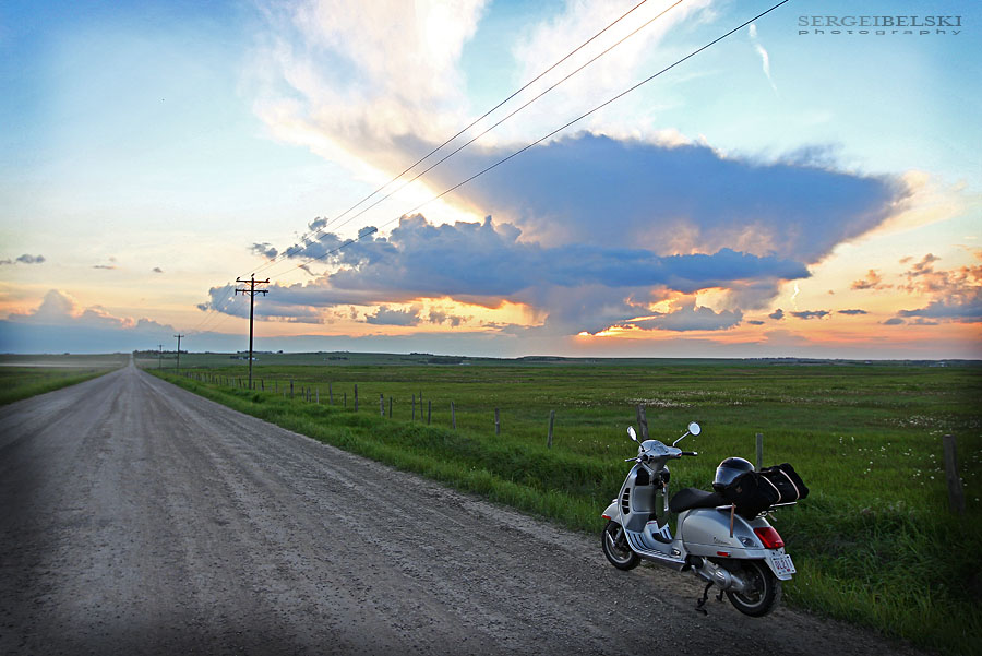 calgary wedding photographer vespa photo