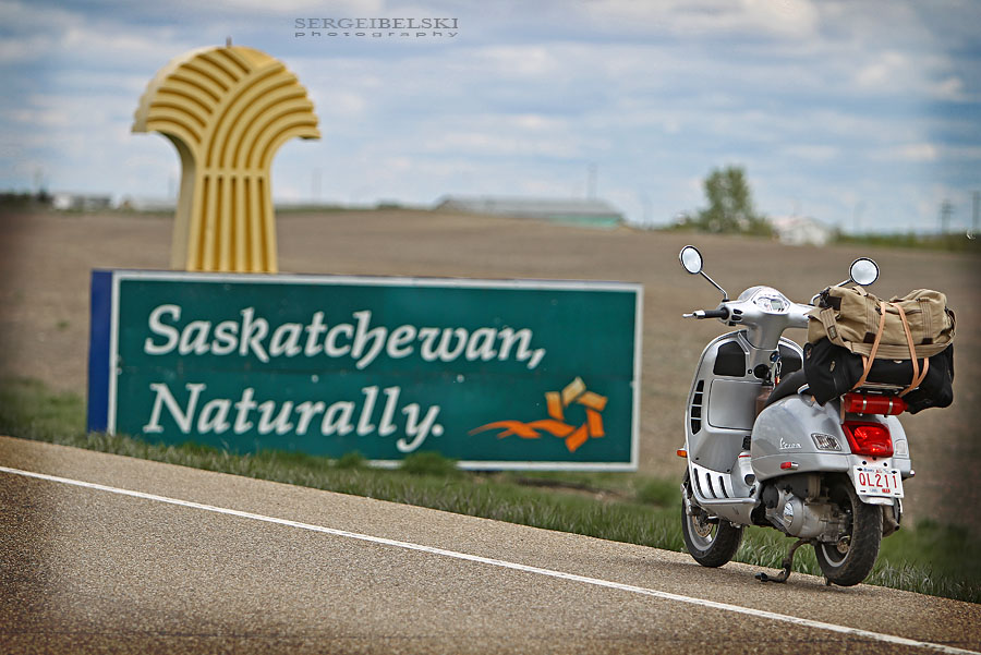 calgary wedding photographer vespa photo