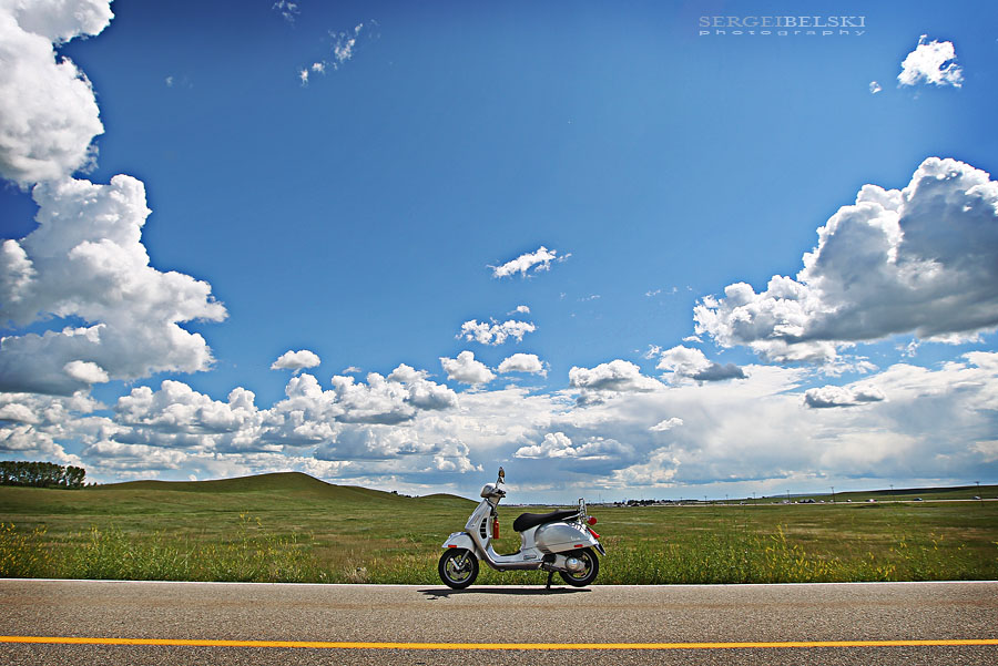 calgary wedding photographer vespa photo