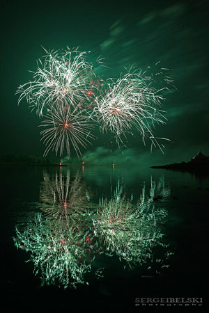 calgary wedding photographer globalfest fireworks photo