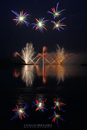 calgary wedding photographer globalfest fireworks photo
