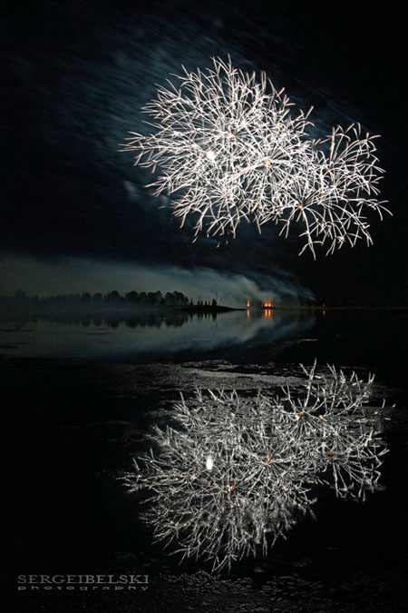 calgary wedding photographer globalfest fireworks photo