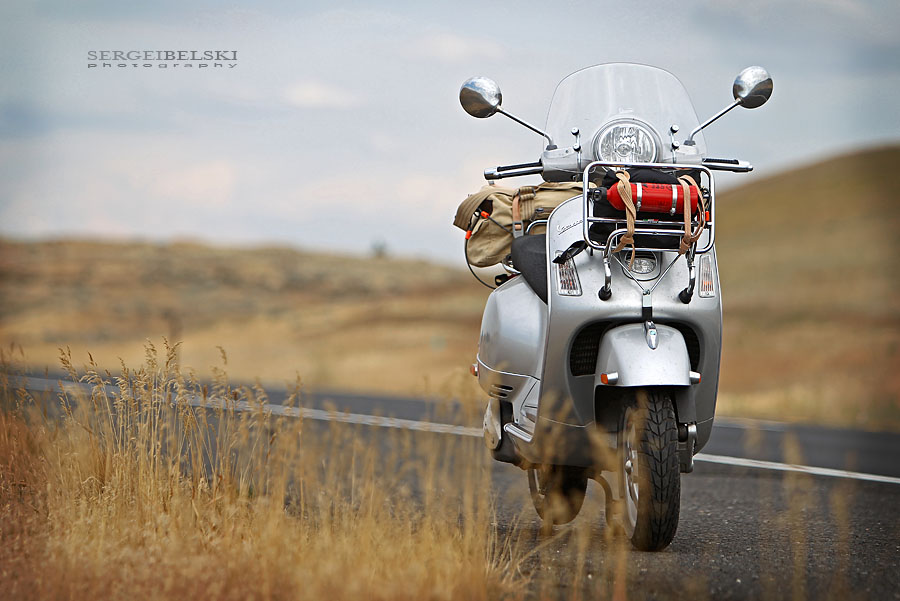 calgary wedding photographer vespa photo