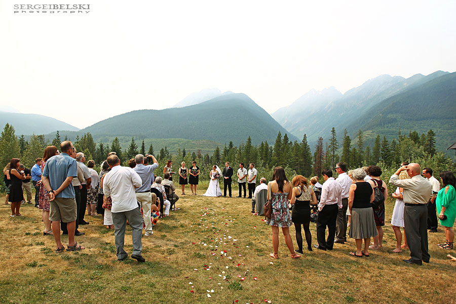 golden wedding photographer heather mountain lodge photo