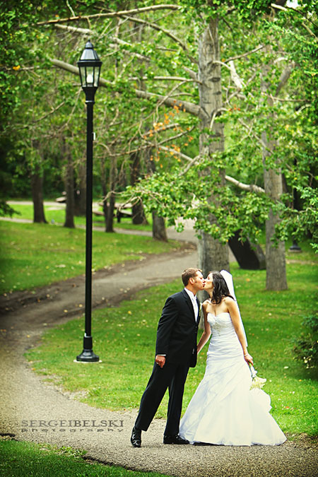 calgary wedding photographer calgary wedding photo