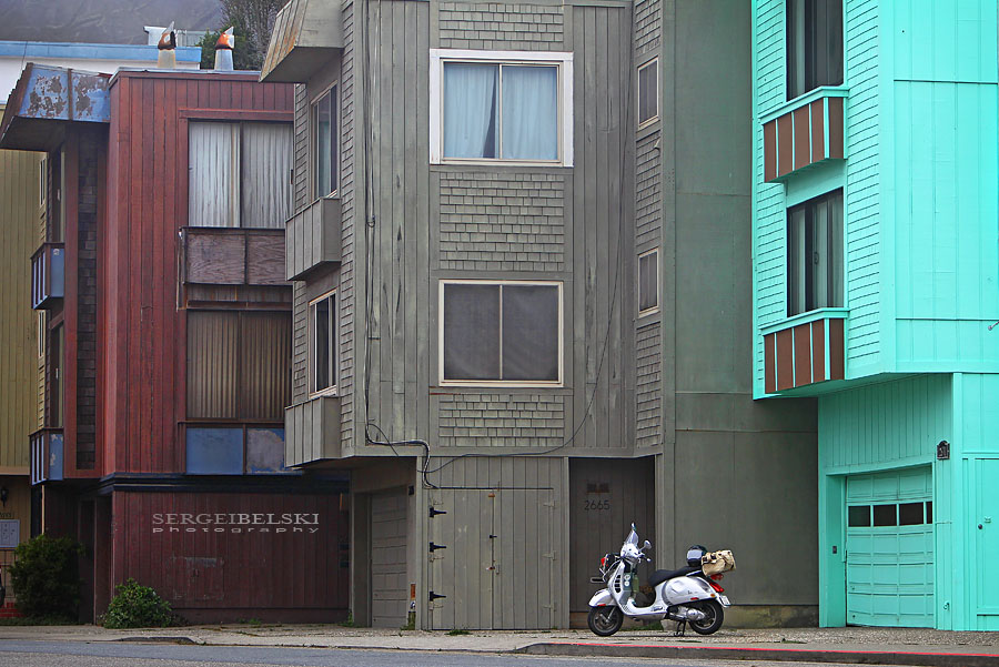 calgary wedding photographer vespa photo