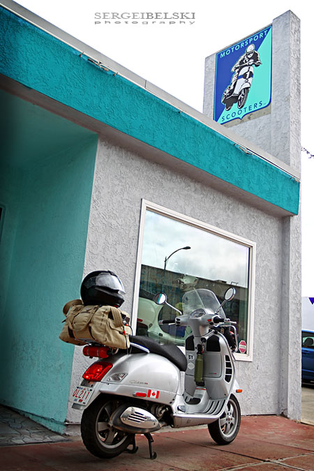 calgary wedding photographer vespa photo