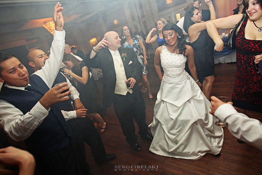 calgary wedding photographer calgary wedding photo