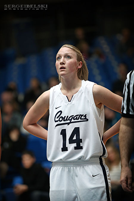 calgary sports photographer mount royal university basketball photo
