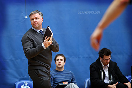 calgary sports photographer mount royal university volleyball photo