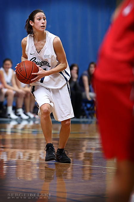 calgary sports photographer mount royal university basketball photo