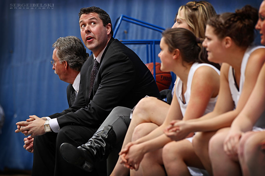 calgary sports photographer mount royal university basketball photo