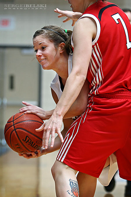 calgary sports photographer mount royal university basketball photo