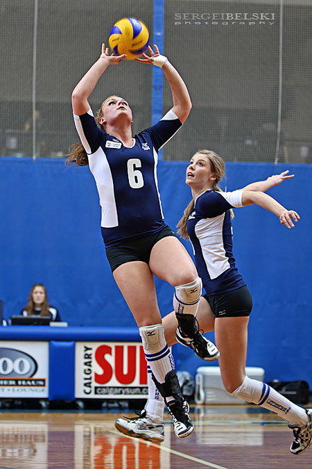 calgary sports photographer mount royal university volleyball photo