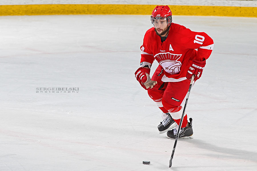 calgary sports photographer mount royal university hockey photo