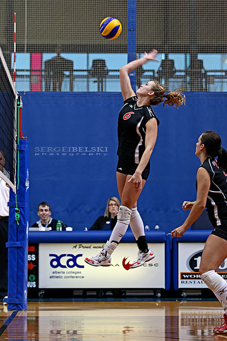 calgary sports photographer mount royal university volleyball photo