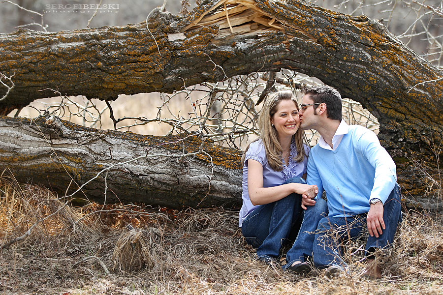 calgary wedding photographer engagement photographs