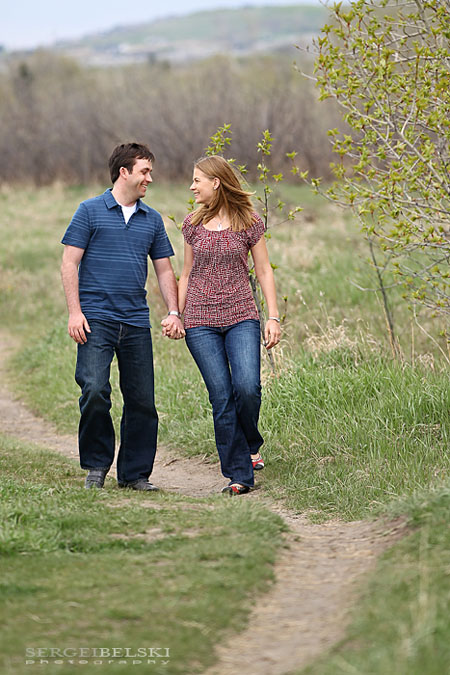 calgary wedding photographer engagement photographs
