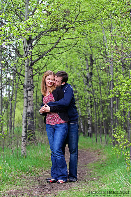 calgary wedding photographer engagement photographs