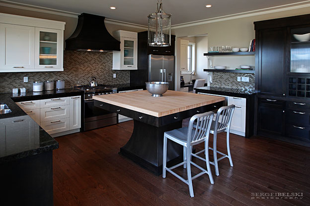 commercial airdrie photographer sergei belski show home photo