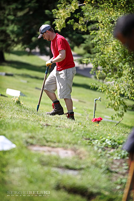 sergei belski volunteer work cemetery photo