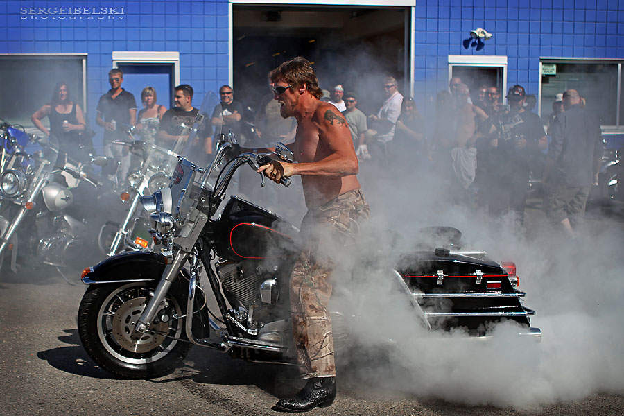 adventure travel photographer sergei belski vespa adventures photo