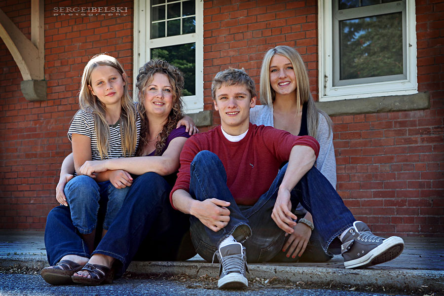 family sergei belski photo