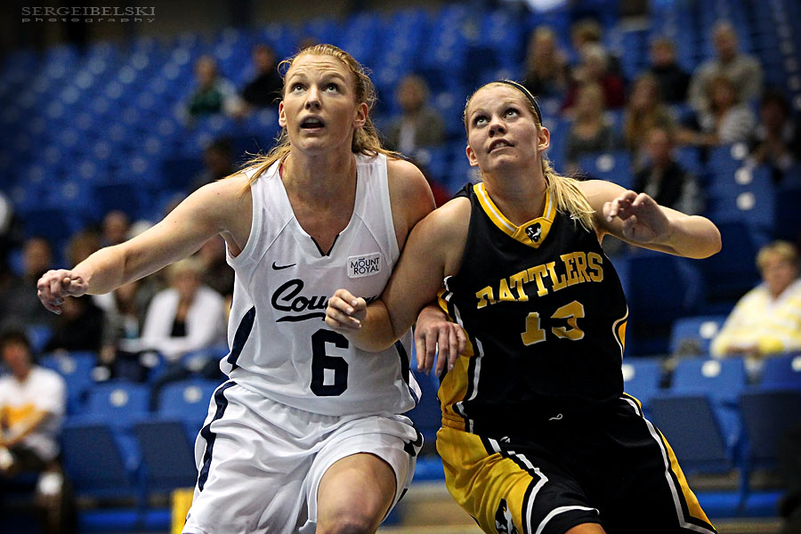 mount royal university hockey sergei belski photo