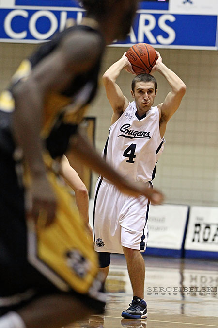 mount royal university hockey sergei belski photo
