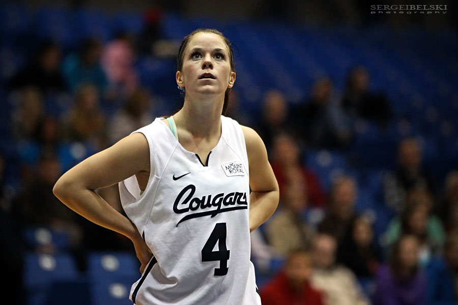 mount royal university hockey sergei belski photo
