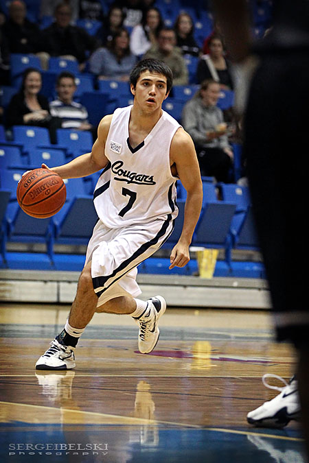 mount royal university hockey sergei belski photo