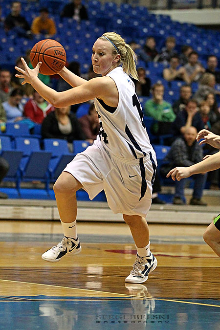 mount royal university basketball sergei belski photo