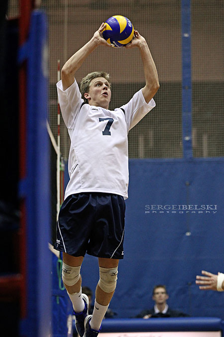 mount royal university volleyball sergei belski photo
