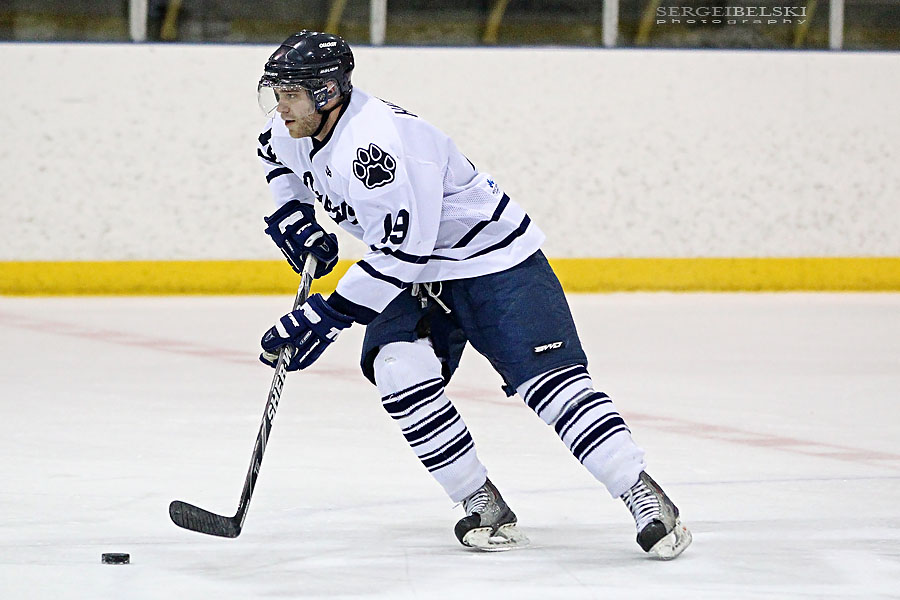 mount royal university hockey sergei belski photo