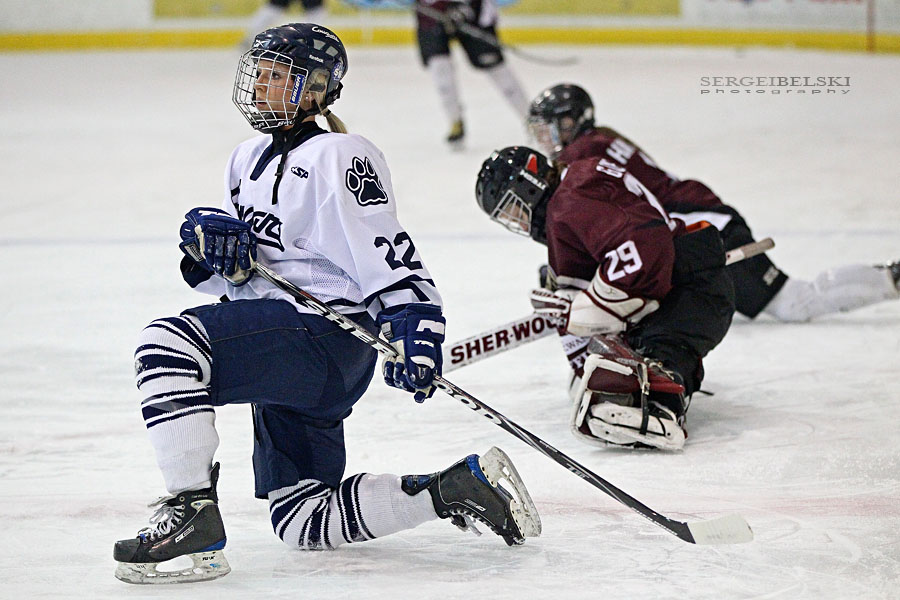 mount royal university hockey sergei belski photo