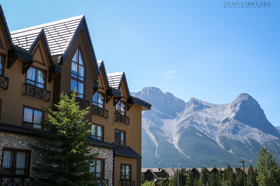 canmore wedding photo