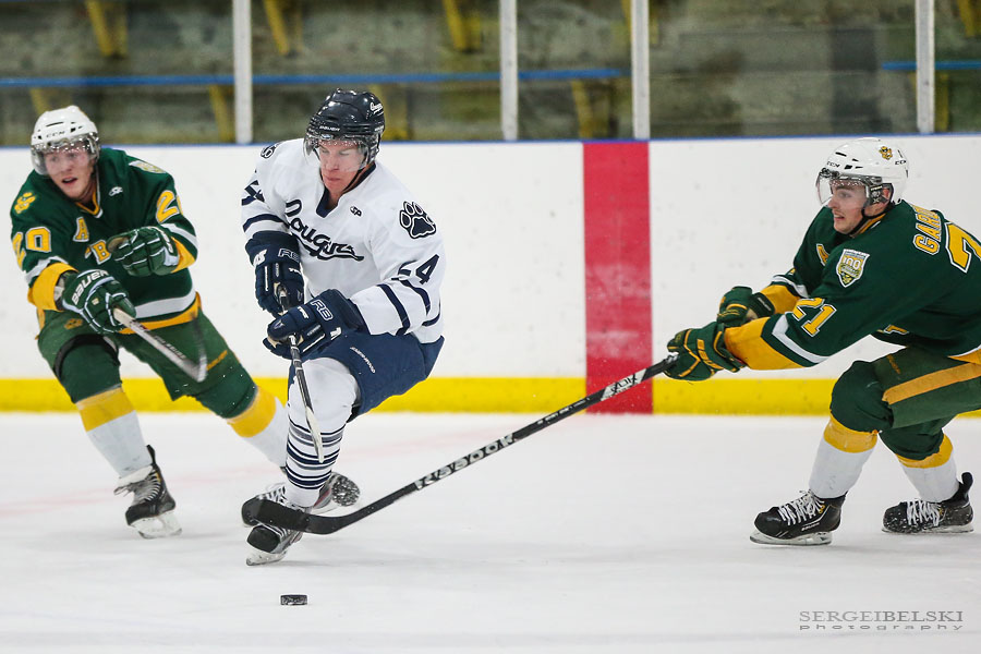 mount royal university hockey sergei belski photo