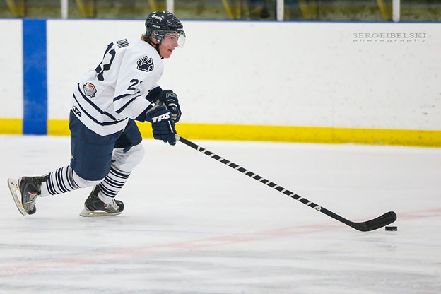 mount royal university hockey sergei belski photo